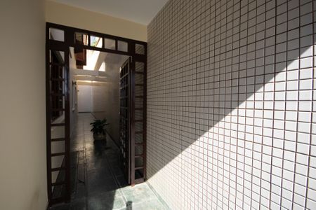 Casa para alugar com 220m², 3 quartos e 2 vagas Casa para alugar com 220m², 3 quartos e 2 vagasÁrea Externa