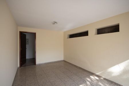 Casa para alugar com 220m², 3 quartos e 2 vagas Casa para alugar com 220m², 3 quartos e 2 vagasGaragem