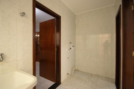 Casa para alugar com 220m², 3 quartos e 2 vagas Casa para alugar com 220m², 3 quartos e 2 vagasÁrea de Serviço
