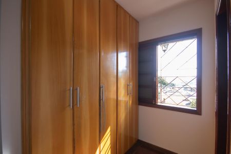 Casa para alugar com 220m², 3 quartos e 2 vagas Casa para alugar com 220m², 3 quartos e 2 vagasSuite