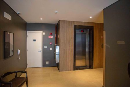Studio para alugar com 33m², 1 quarto e sem vagaHall social