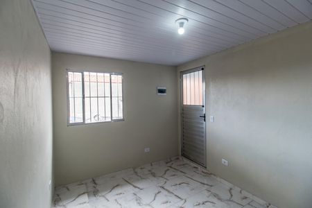 Casa para alugar com 48m², 2 quartos e sem vaga Casa para alugar com 48m², 2 quartos e sem vagaSala