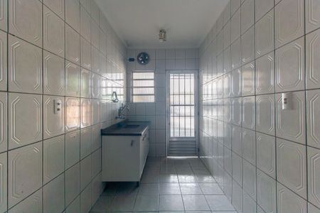 Casa à venda com 410m², 2 quartos e 1 vaga Casa à venda com 410m², 2 quartos e 1 vagaCozinha