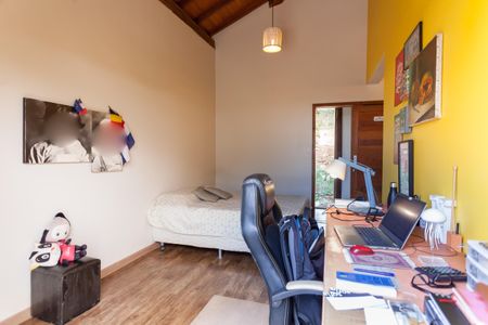 Casa de condomínio à venda com 390m², 4 quartos e 6 vagas Casa de condomínio à venda com 390m², 4 quartos e 6 vagasSuíte 3