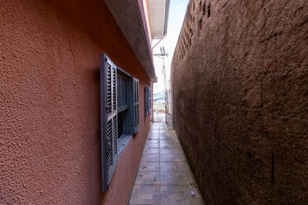 Casa para alugar com 114m², 2 quartos e 1 vagaCorredor lateral