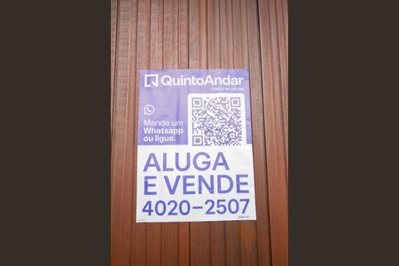 Casa à venda com 180m², 2 quartos e 3 vagas Casa à venda com 180m², 2 quartos e 3 vagasPlaca