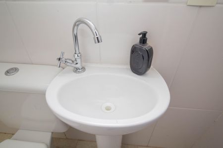 Casa à venda com 180m², 2 quartos e 3 vagas Casa à venda com 180m², 2 quartos e 3 vagasBanheiro 2