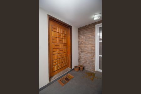 Casa à venda com 180m², 2 quartos e 3 vagas Casa à venda com 180m², 2 quartos e 3 vagasHall de Entrada