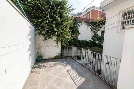 Casa à venda com 195m², 3 quartos e 2 vagasTerraço