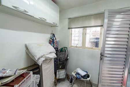 Casa à venda com 195m², 3 quartos e 2 vagasQuarto de serviço