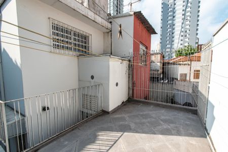 Casa à venda com 195m², 3 quartos e 2 vagasTerraço