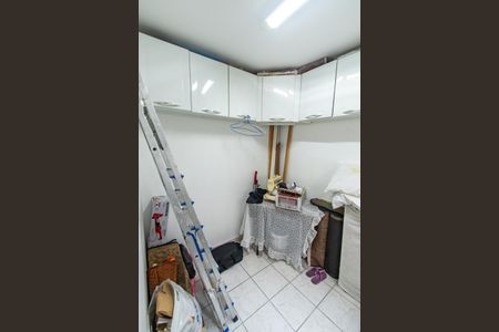 Casa à venda com 195m², 3 quartos e 2 vagasQuarto de serviço