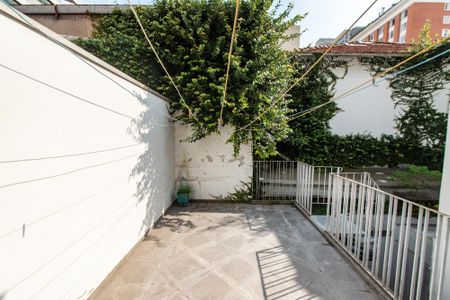 Casa à venda com 195m², 3 quartos e 2 vagasTerraço