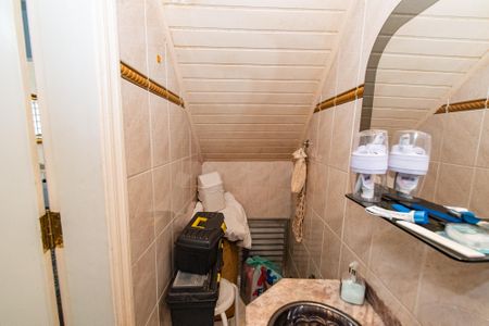 Casa à venda com 195m², 3 quartos e 2 vagasLavabo