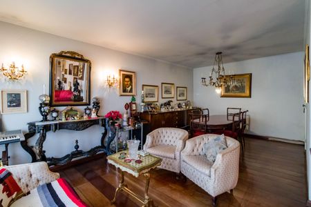 Apartamento à venda com 160m², 4 quartos e 3 vagas Apartamento à venda com 160m², 4 quartos e 3 vagasSala