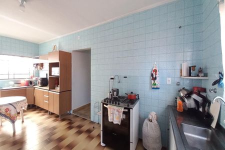 Casa à venda com 156m², 3 quartos e 4 vagas Casa à venda com 156m², 3 quartos e 4 vagasCozinha