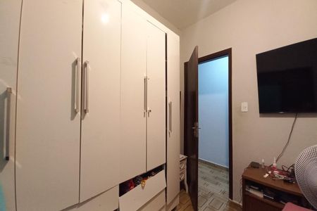 Casa à venda com 156m², 3 quartos e 4 vagas Casa à venda com 156m², 3 quartos e 4 vagasQuarto 2