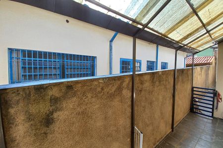 Casa à venda com 156m², 3 quartos e 4 vagas Casa à venda com 156m², 3 quartos e 4 vagasVista da Copa