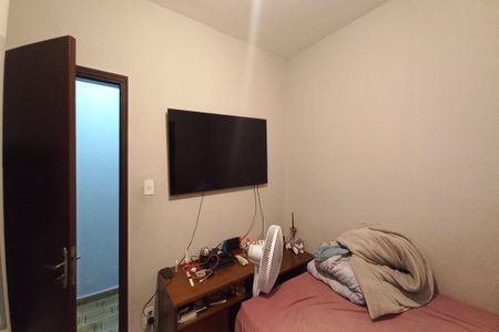 Casa à venda com 156m², 3 quartos e 4 vagas Casa à venda com 156m², 3 quartos e 4 vagasQuarto 2