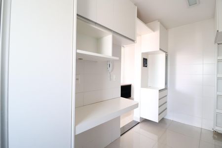 Apartamento para alugar com 69m², 2 quartos e 1 vagaCozinha
