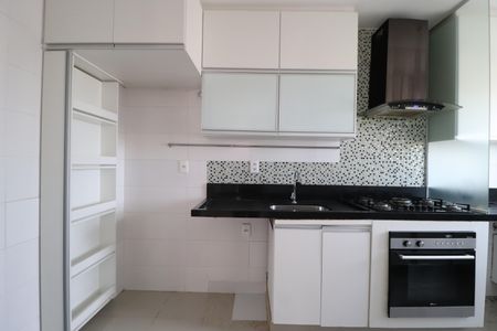Apartamento para alugar com 69m², 2 quartos e 1 vagaCozinha