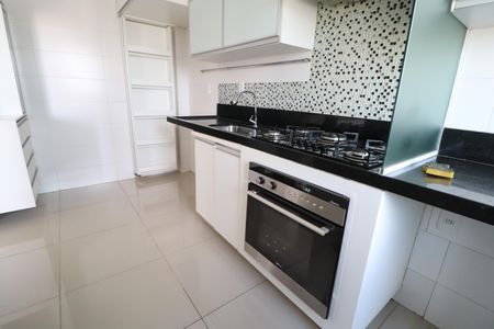 Apartamento para alugar com 69m², 2 quartos e 1 vagaCozinha