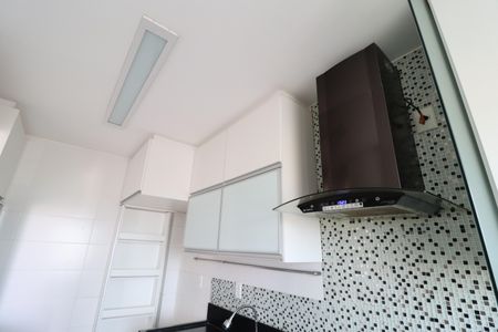 Apartamento para alugar com 69m², 2 quartos e 1 vagaCozinha