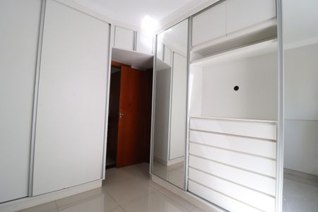 Apartamento para alugar com 69m², 2 quartos e 1 vagaSuite