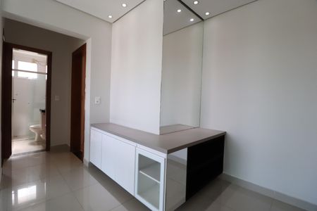 Apartamento para alugar com 69m², 2 quartos e 1 vagaSala