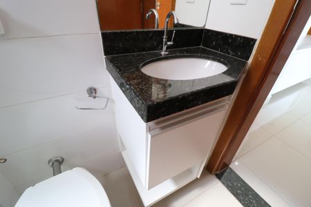 Apartamento para alugar com 69m², 2 quartos e 1 vagaBanheiro Social