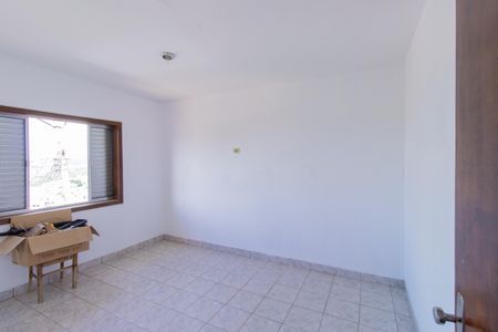 Casa para alugar com 114m², 2 quartos e 1 vagaQuarto 1