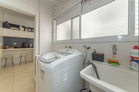Apartamento à venda com 128m², 3 quartos e 2 vagasLavanderia