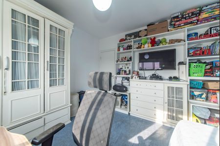 Apartamento à venda com 128m², 3 quartos e 2 vagasQuarto 2