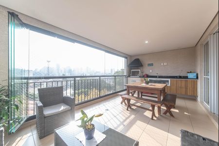 Apartamento à venda com 128m², 3 quartos e 2 vagasVaranda