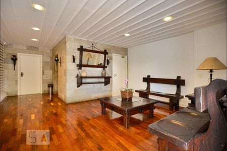 Apartamento à venda com 104m², 3 quartos e 2 vagasHall social