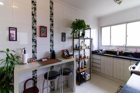 Apartamento à venda com 104m², 3 quartos e 2 vagasCozinha