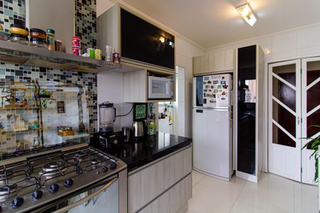 Apartamento à venda com 104m², 3 quartos e 2 vagasCozinha