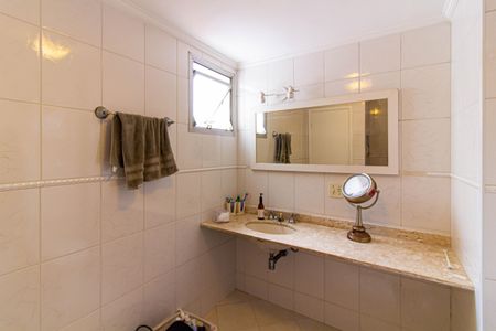 Apartamento à venda com 104m², 3 quartos e 2 vagasBanheiro da Suíte