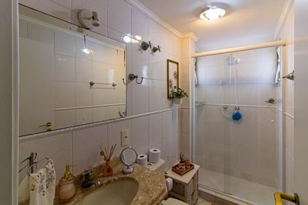 Apartamento à venda com 104m², 3 quartos e 2 vagasBanheiro Social