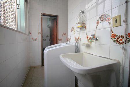 Apartamento à venda com 95m², 3 quartos e 1 vagaÁrea de Serviço