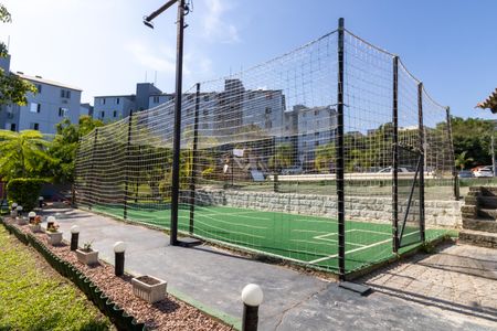 Apartamento à venda com 43m², 2 quartos e 1 vaga Apartamento à venda com 43m², 2 quartos e 1 vagaQuadra