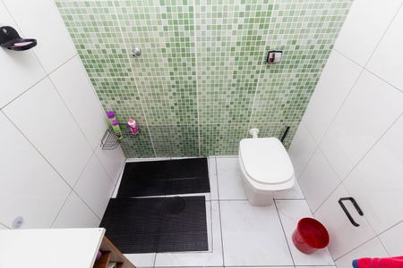 Casa à venda com 280m², 8 quartos e 5 vagasCASA 4: BANHEIRO