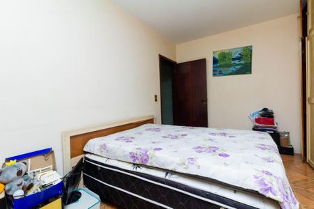 Casa à venda com 280m², 8 quartos e 5 vagasCASA 1: QUARTO 1