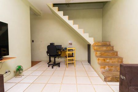 Casa à venda com 280m², 8 quartos e 5 vagasCASA 1: SALA