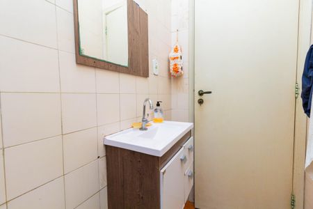 Casa à venda com 280m², 8 quartos e 5 vagasCASA 1: BANHEIRO 1