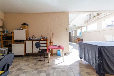 Casa à venda com 280m², 8 quartos e 5 vagasCASA1: QUINTAL E ÁREA DE SERVIÇO