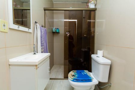 Casa à venda com 280m², 8 quartos e 5 vagasCASA 1: BANHEIRO 2