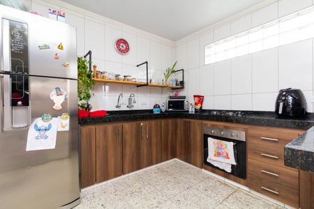 Casa à venda com 280m², 8 quartos e 5 vagasCASA 4: COZINHA
