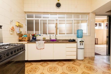 Casa à venda com 280m², 8 quartos e 5 vagasCASA 2: COZINHA