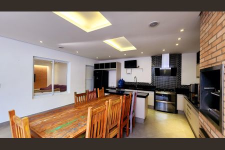 Casa de condomínio à venda com 184m², 4 quartos e 2 vagasCozinha